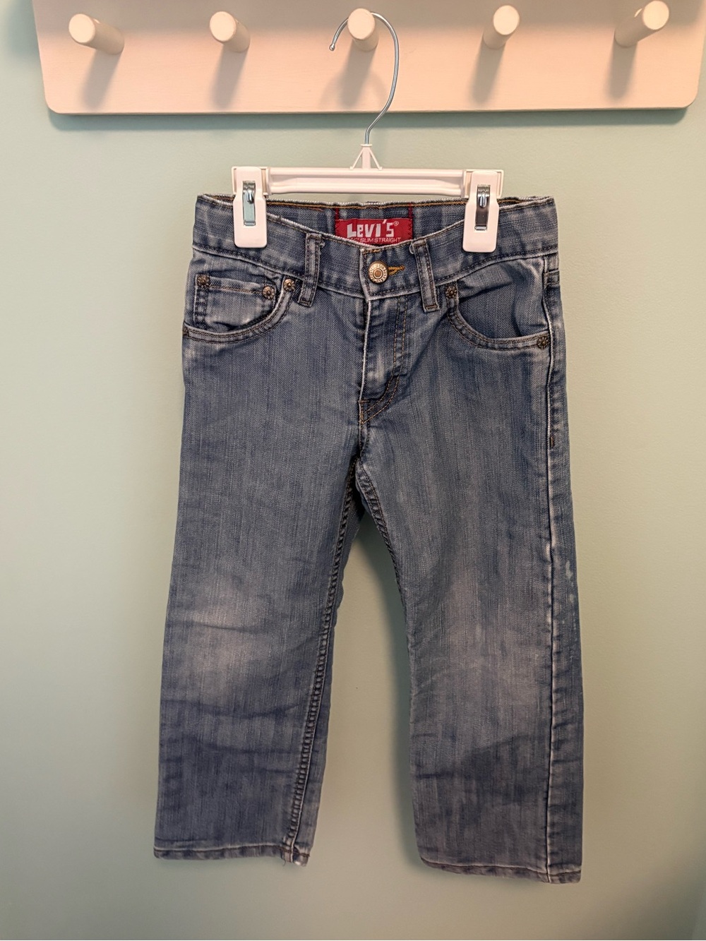 Levi's Boys' Light Wash Blue Straight Jeans